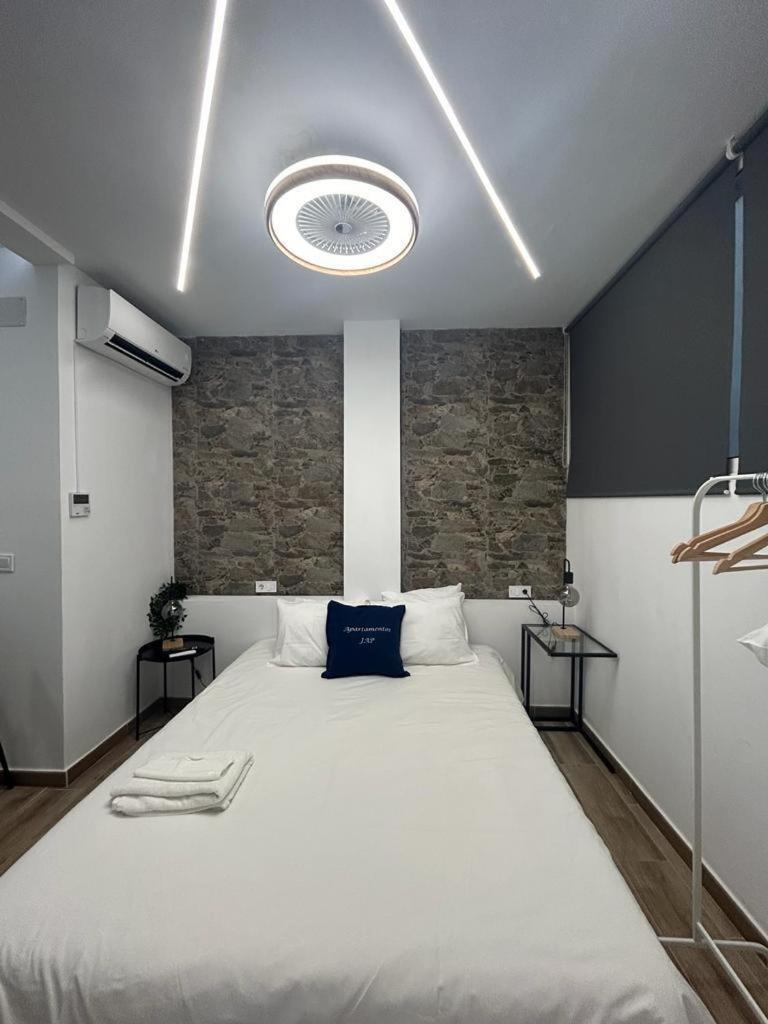 Apartamentos Rocablanca Бенидорм Номер фото