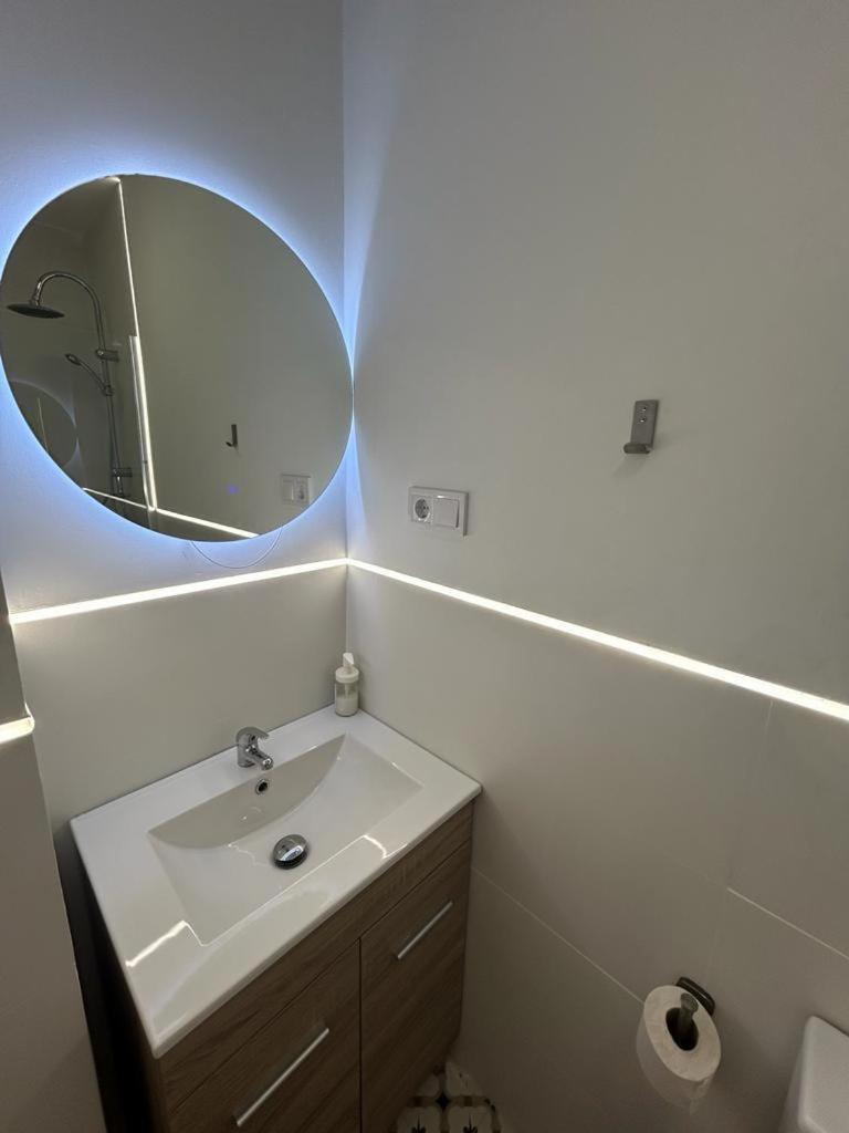 Apartamentos Rocablanca Бенидорм Номер фото